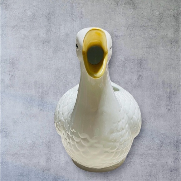 Rosenthal Netter Italy White
Duck Pitcher - Picture 3 of 10